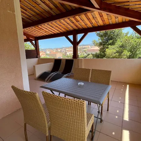 Hotell L'escale Cote Port 3*