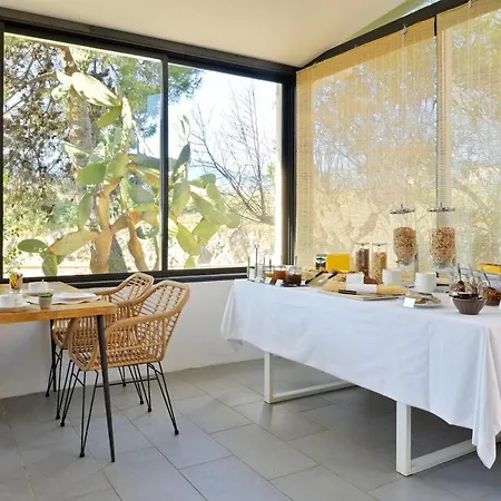 L'escale Cote Port 3* LʼÎle-Rousse