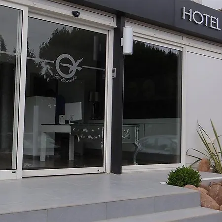 L'escale Cote Port 3*