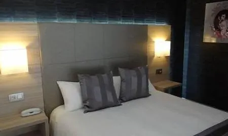 L'escale Cote Port 3*