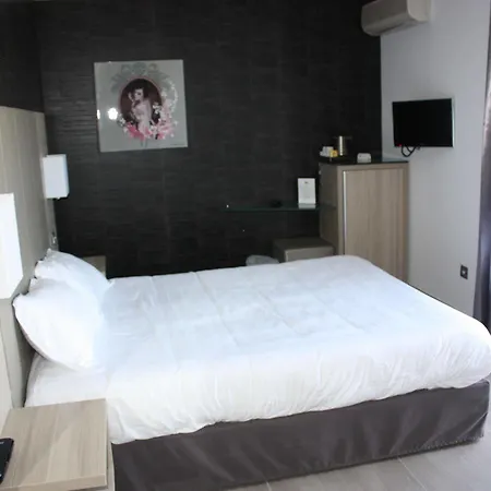 L'escale Cote Port 3*