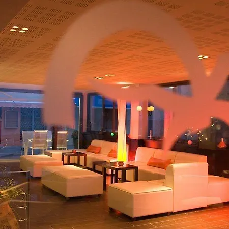 L'escale Cote Port Hotel