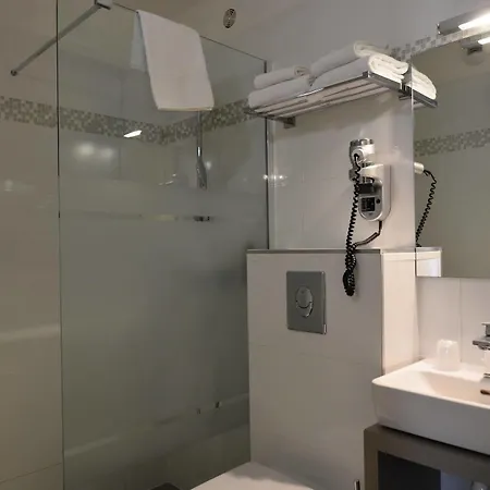 L'escale Cote Port 3* LʼÎle-Rousse