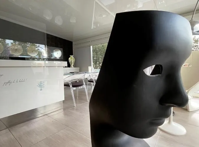 L'escale Coté Port 3* LʼÎle-Rousse