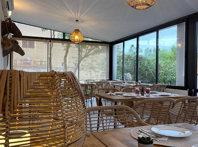 L'escale Coté Port 3*