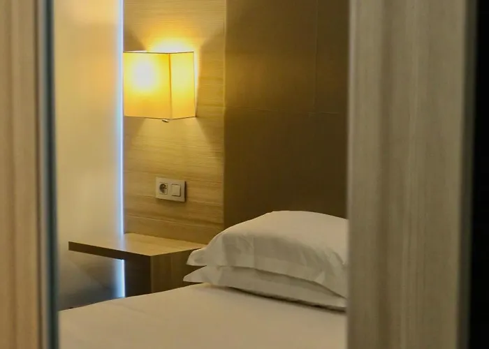 Hotel L'escale Coté Port 3*