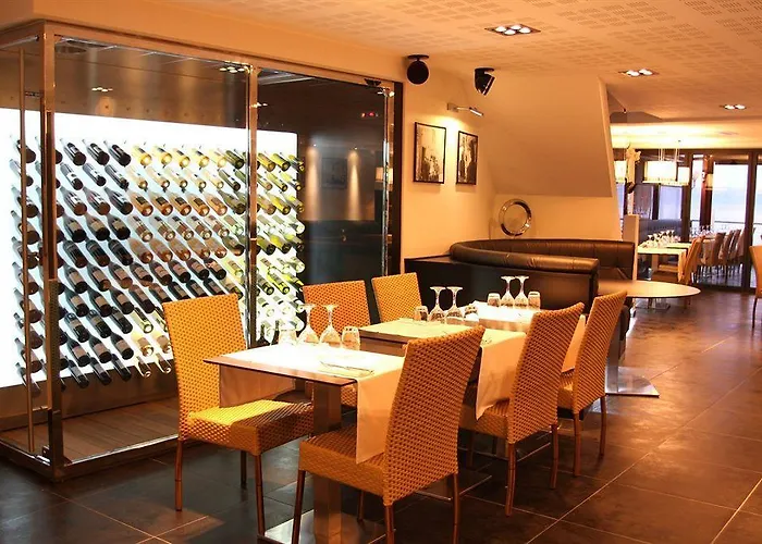 L'escale Cote Port Hotell 3*